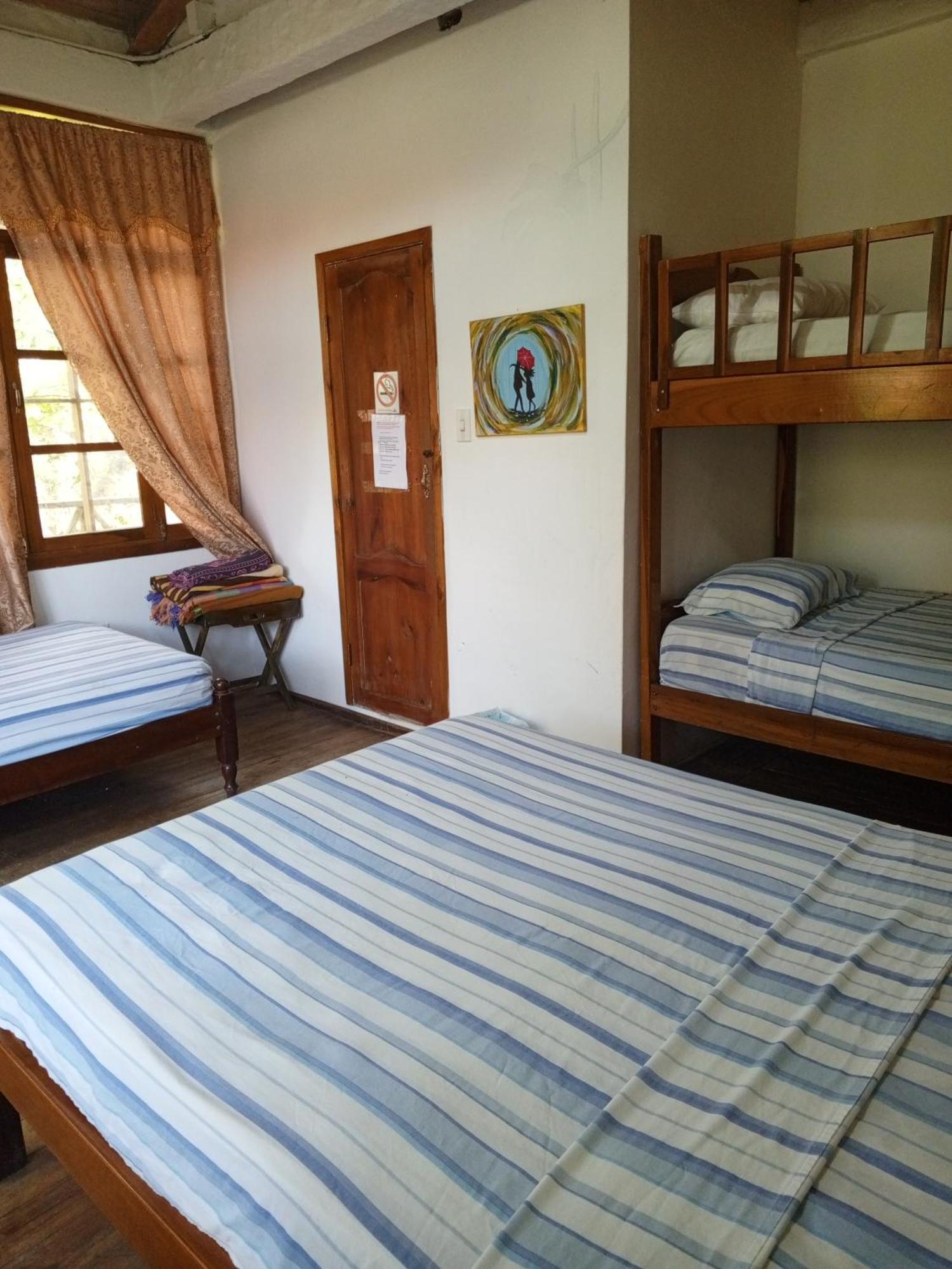 Bed And Breakfast Puerto Lopez Bagian luar foto