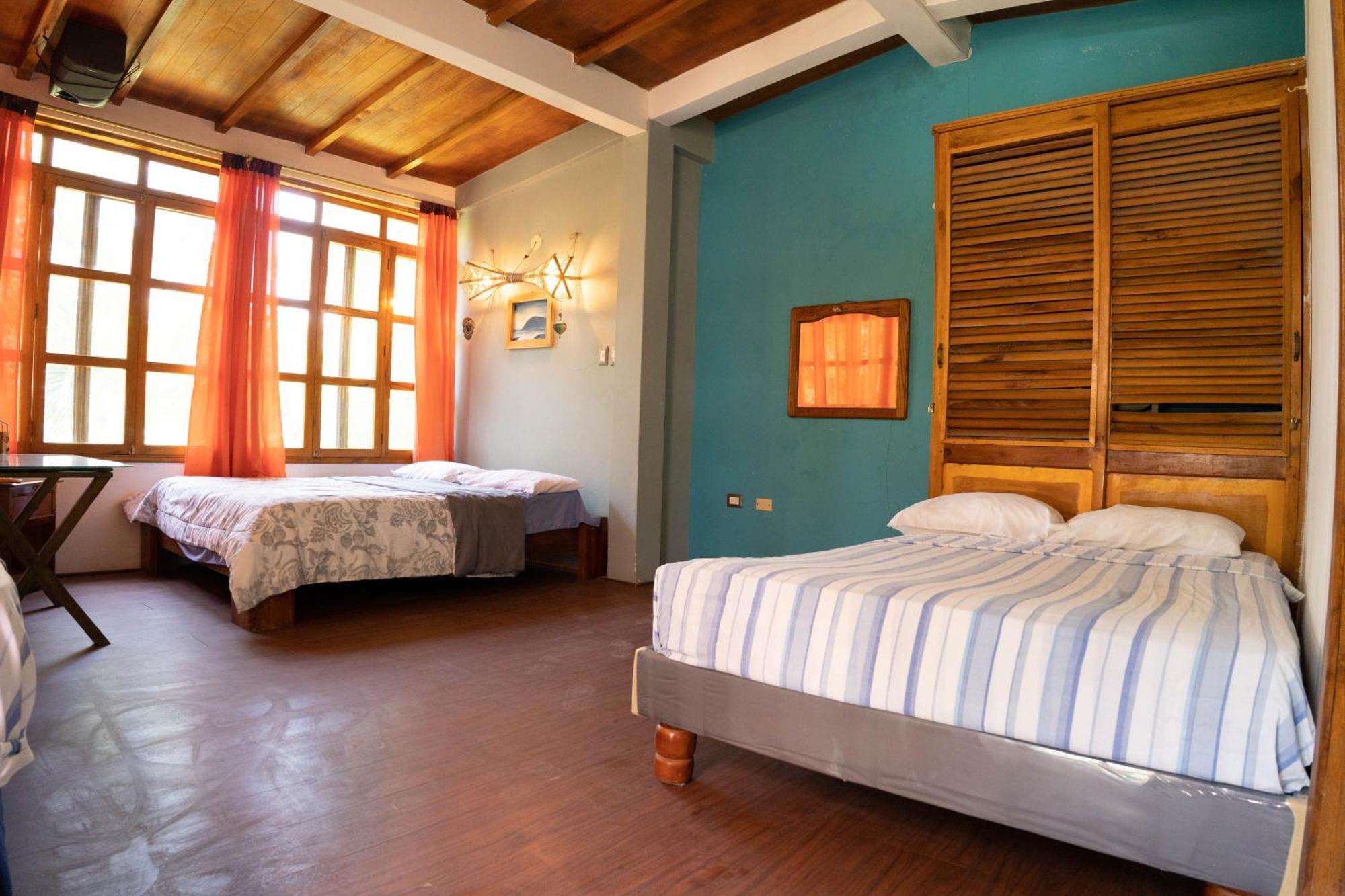 Bed And Breakfast Puerto Lopez Bagian luar foto