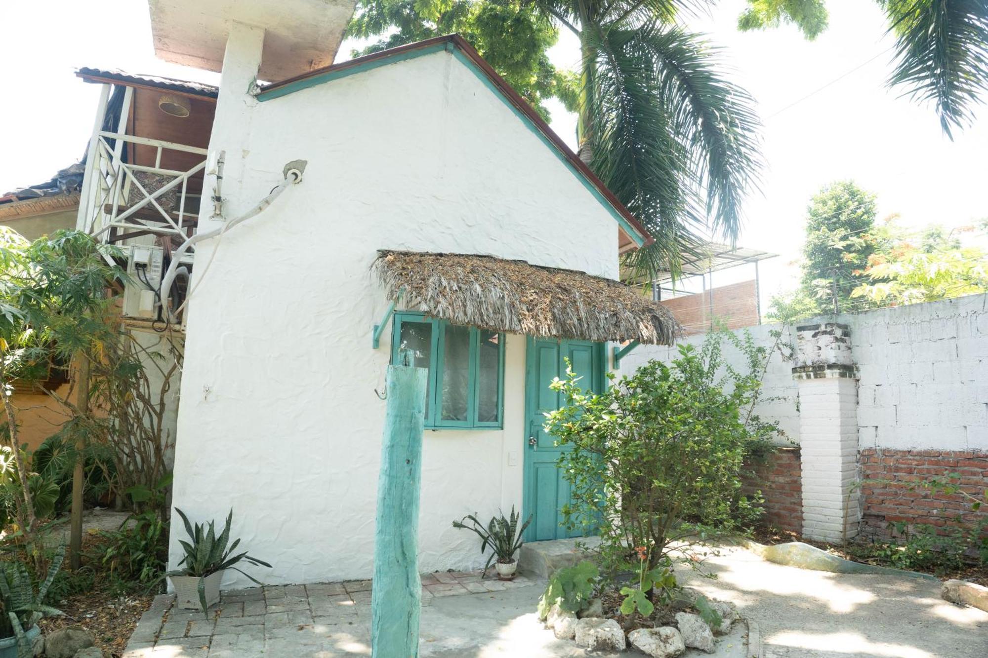 Bed And Breakfast Puerto Lopez Bagian luar foto