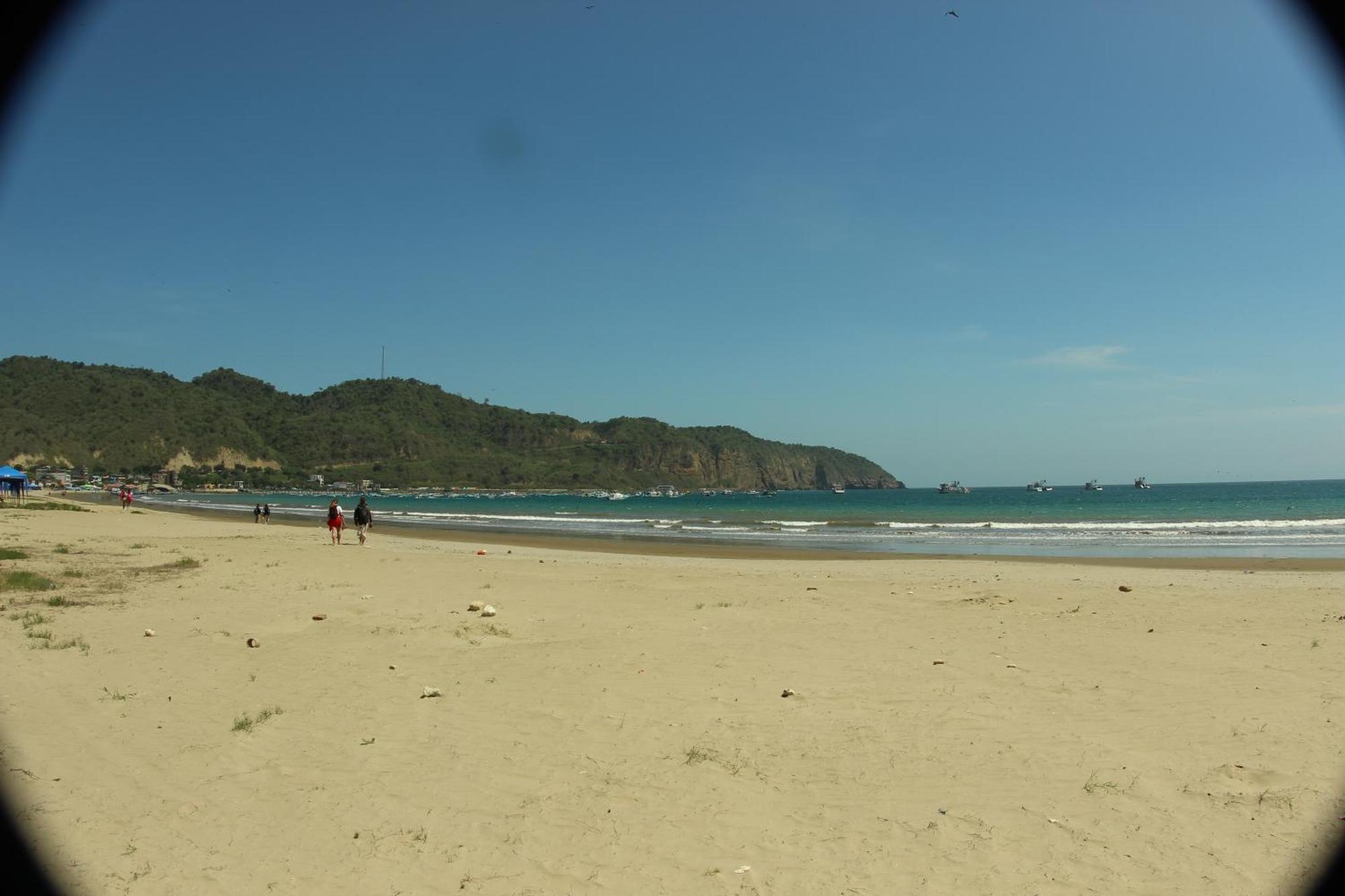 Bed And Breakfast Puerto Lopez Bagian luar foto